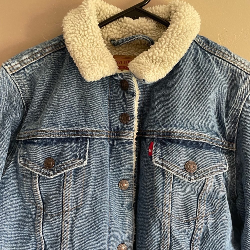 levi’s sherpa coat